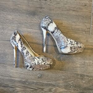 Steve Madden Snakeskin Patterned Heels